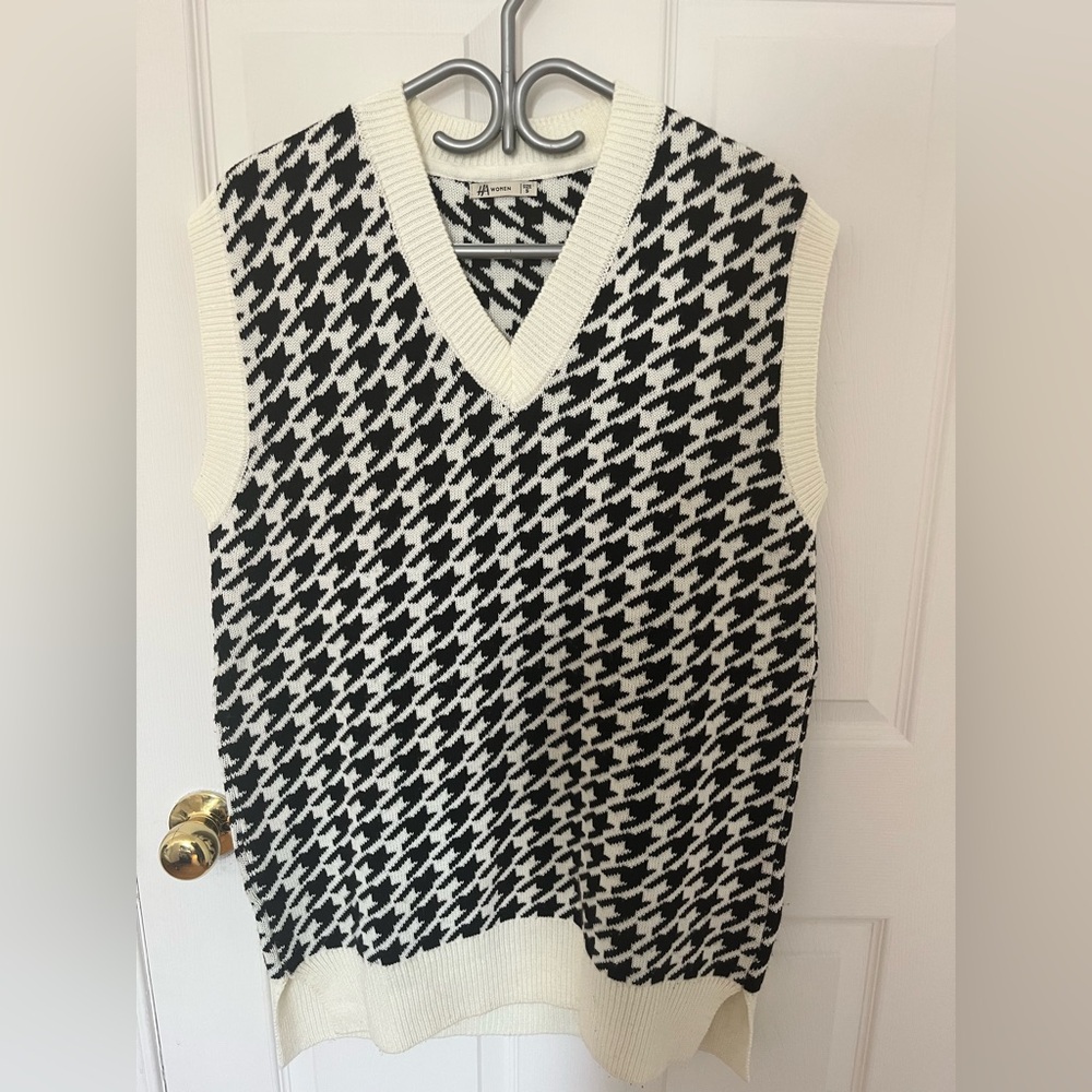 Black and White Houndstooth Sweater Vest